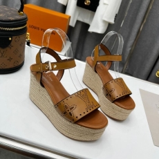 Louis Vuitton Sandals